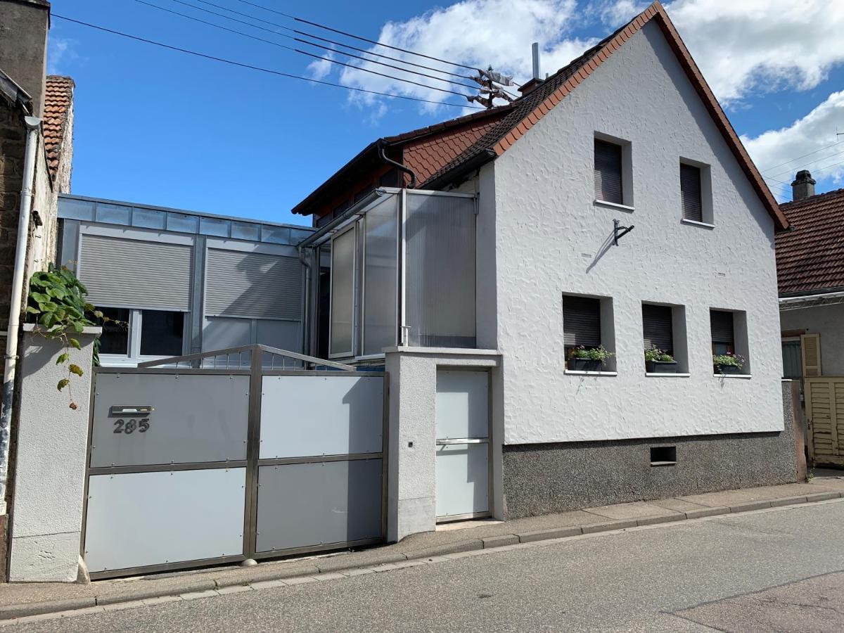 Ferienwohnung Zeit in Hambach Neustadt an der Weinstraße Exterior foto